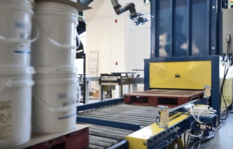 Alba Manufacturing - Alba Helps Put the Icing on the Cake